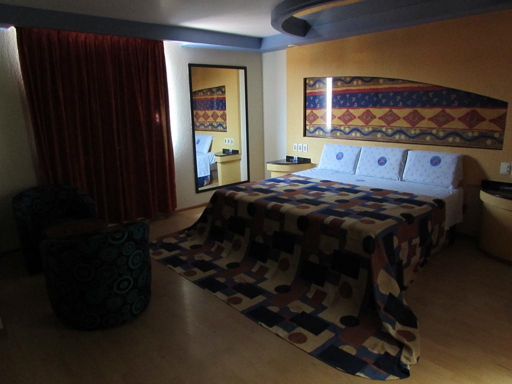 Motel Gran Vallarta (Adults Only) Celaya  Zewnętrze zdjęcie